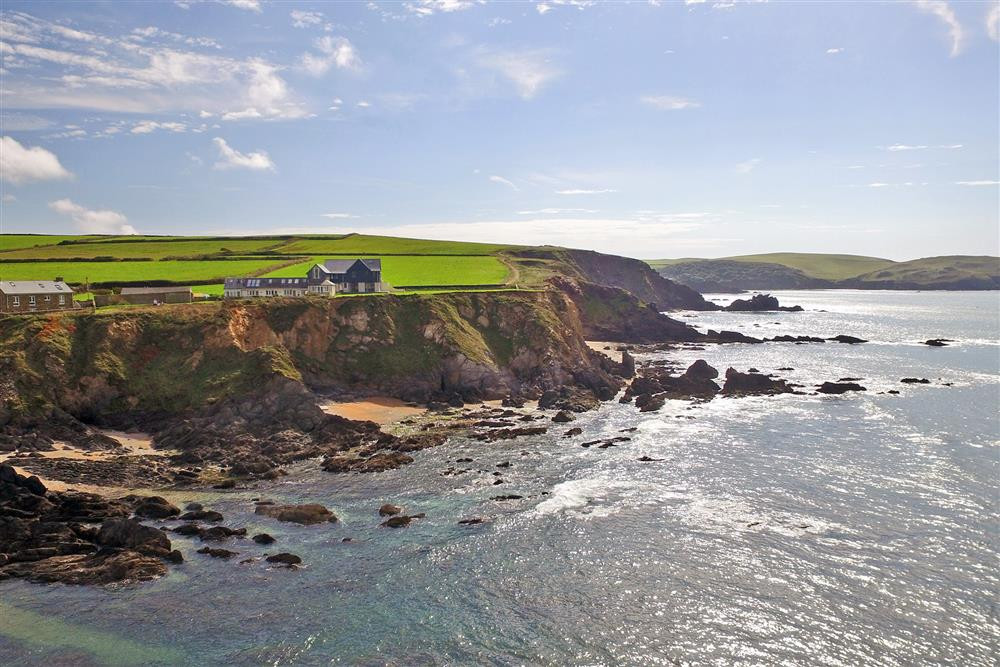 Devon Beachfront Cottages | Seafront With Sea Views