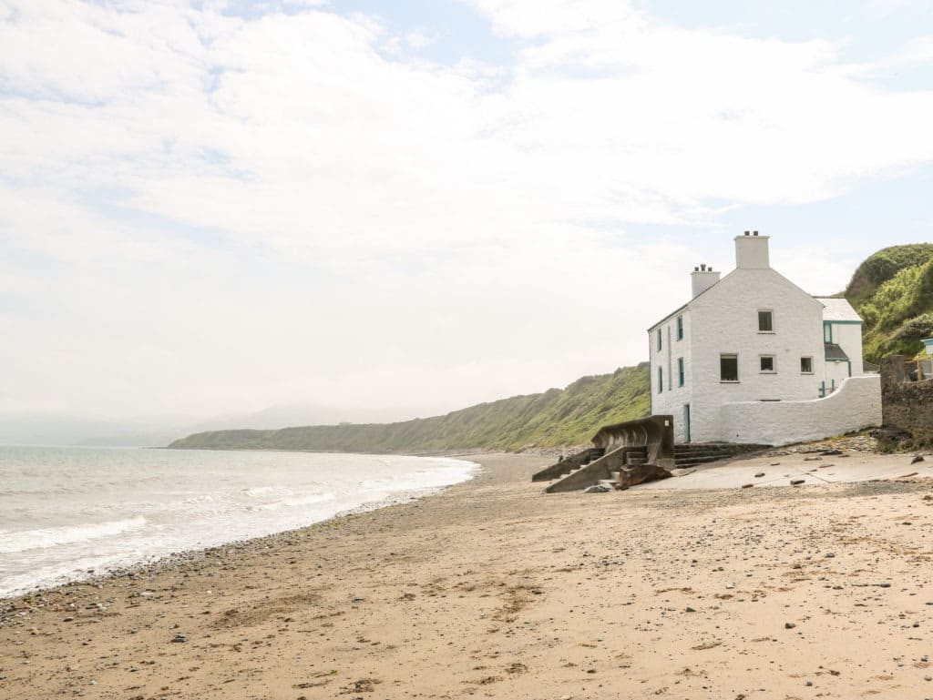 Wales Beachfront Cottages Seafront with Sea Views