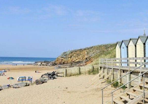 Dog friendly Summerleaze beach in Bude