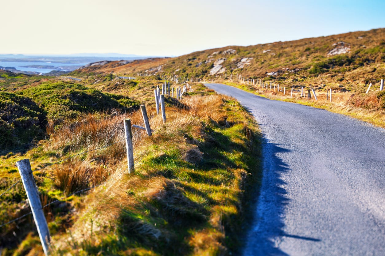 Search for Clifden cottages by the sea