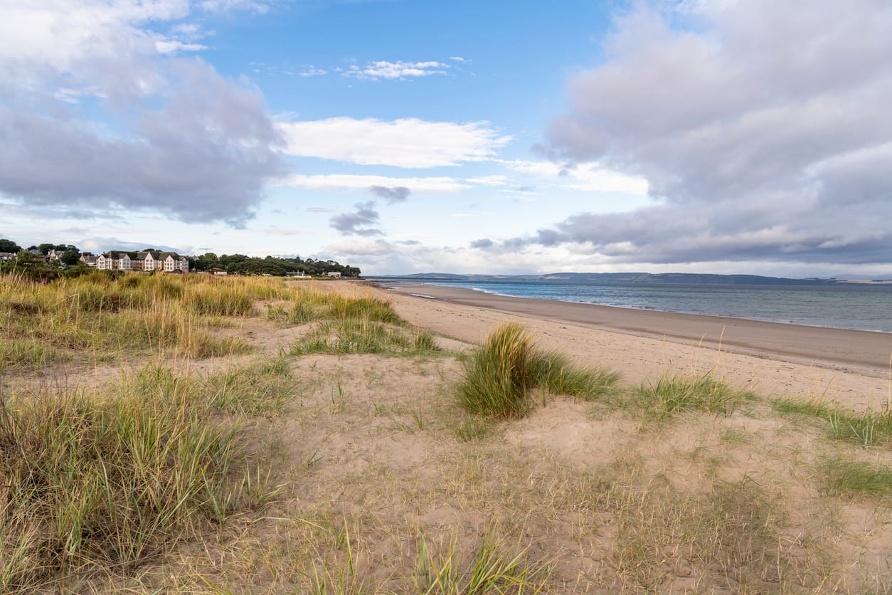 Search for Nairn cottages by the sea