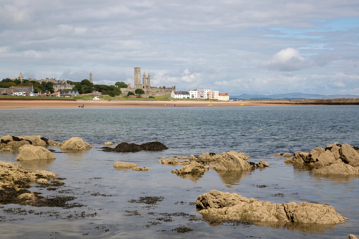 Search for St Andrews cottages by the sea