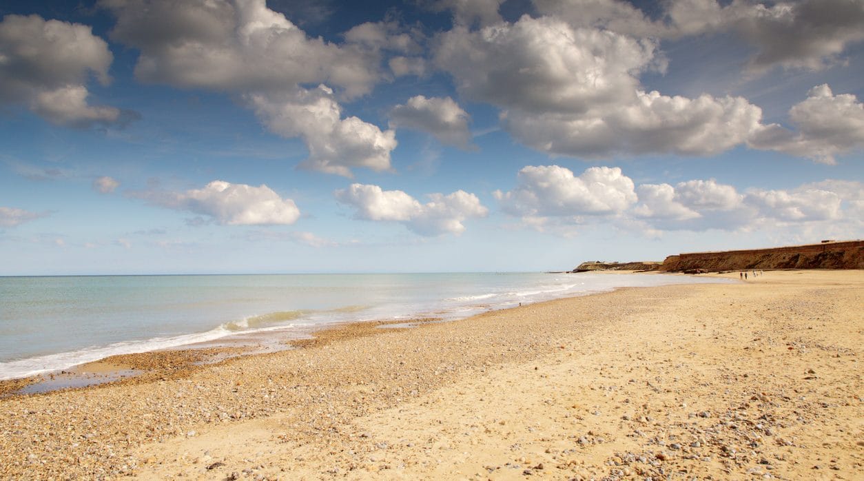 Search for Happisburgh cottages by the sea