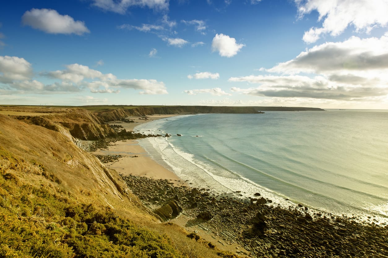 Search for Marloes cottages by the sea