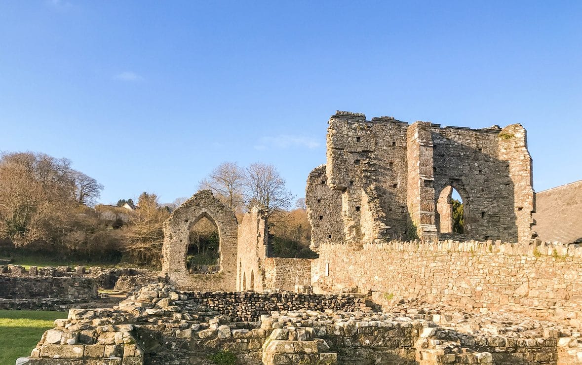 Search for St Dogmaels cottages by the sea