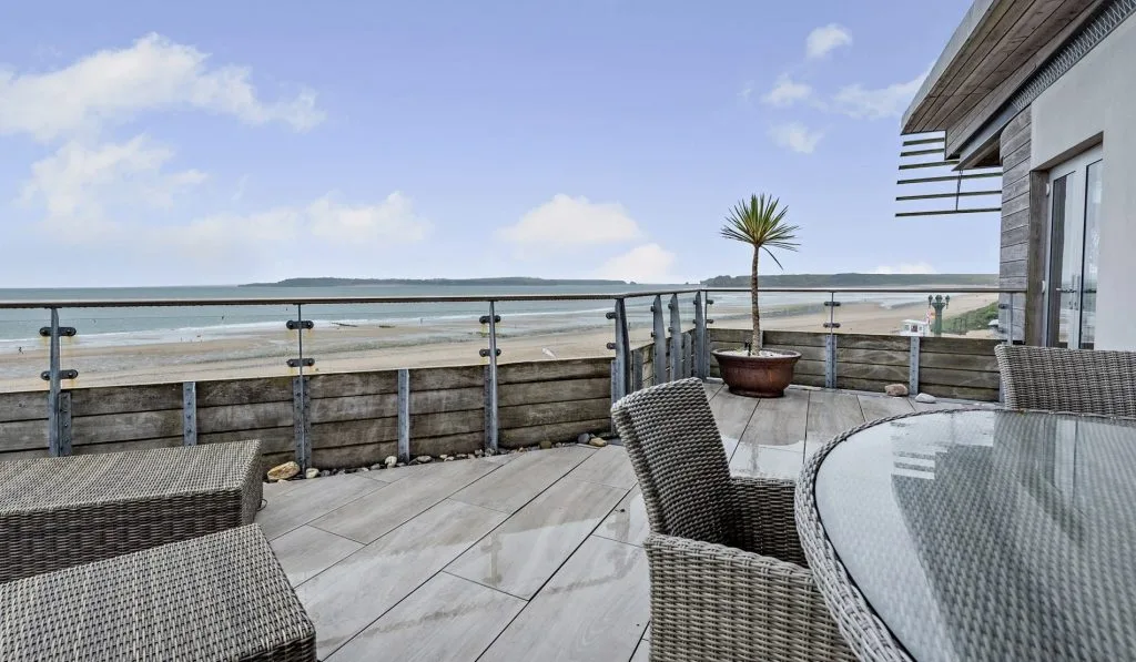 Apartment on the beach in Tenby, Wales