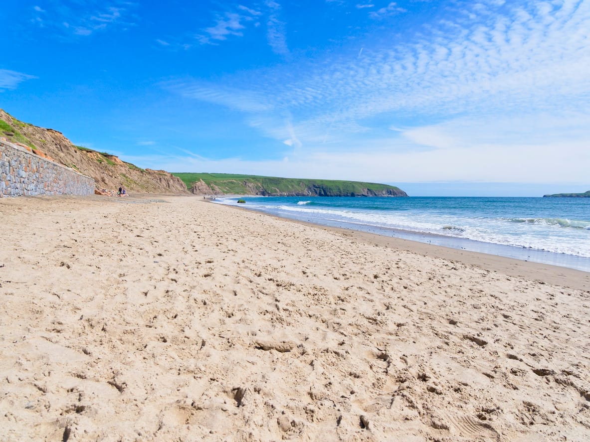 Search for Aberdaron cottages by the sea