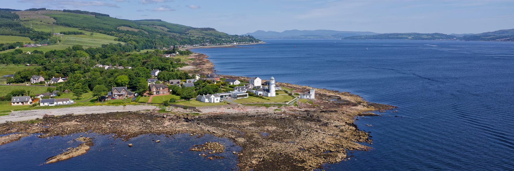 Search for Dunoon cottages by the sea