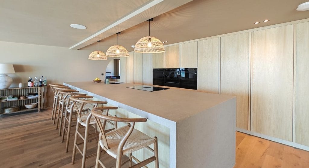 Spacious contemporary kitchen for keen chefs