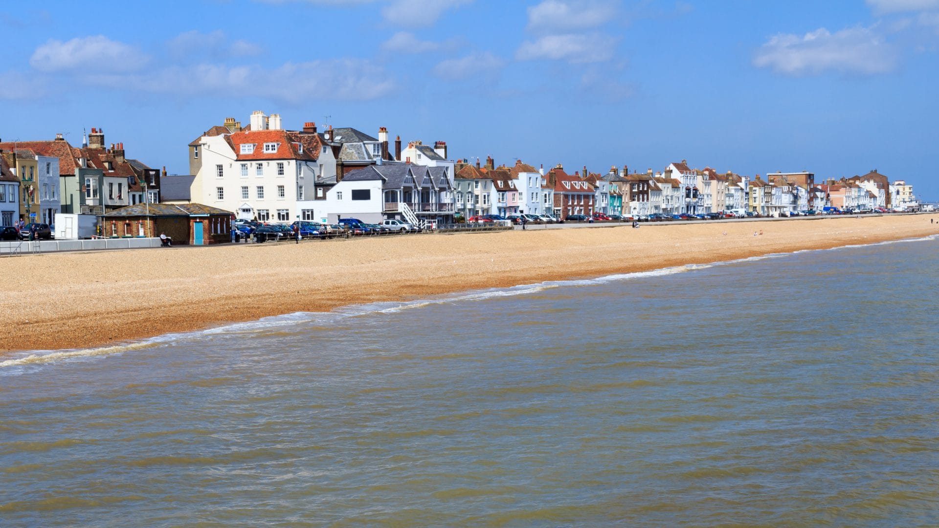 Find Deal cottages by the sea