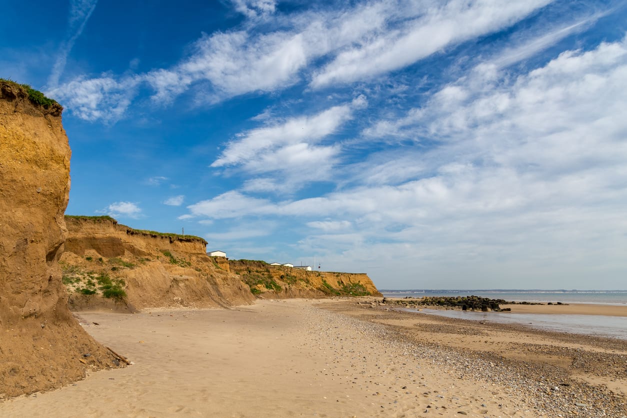 Find East Riding of Yorkshire cottages by the sea