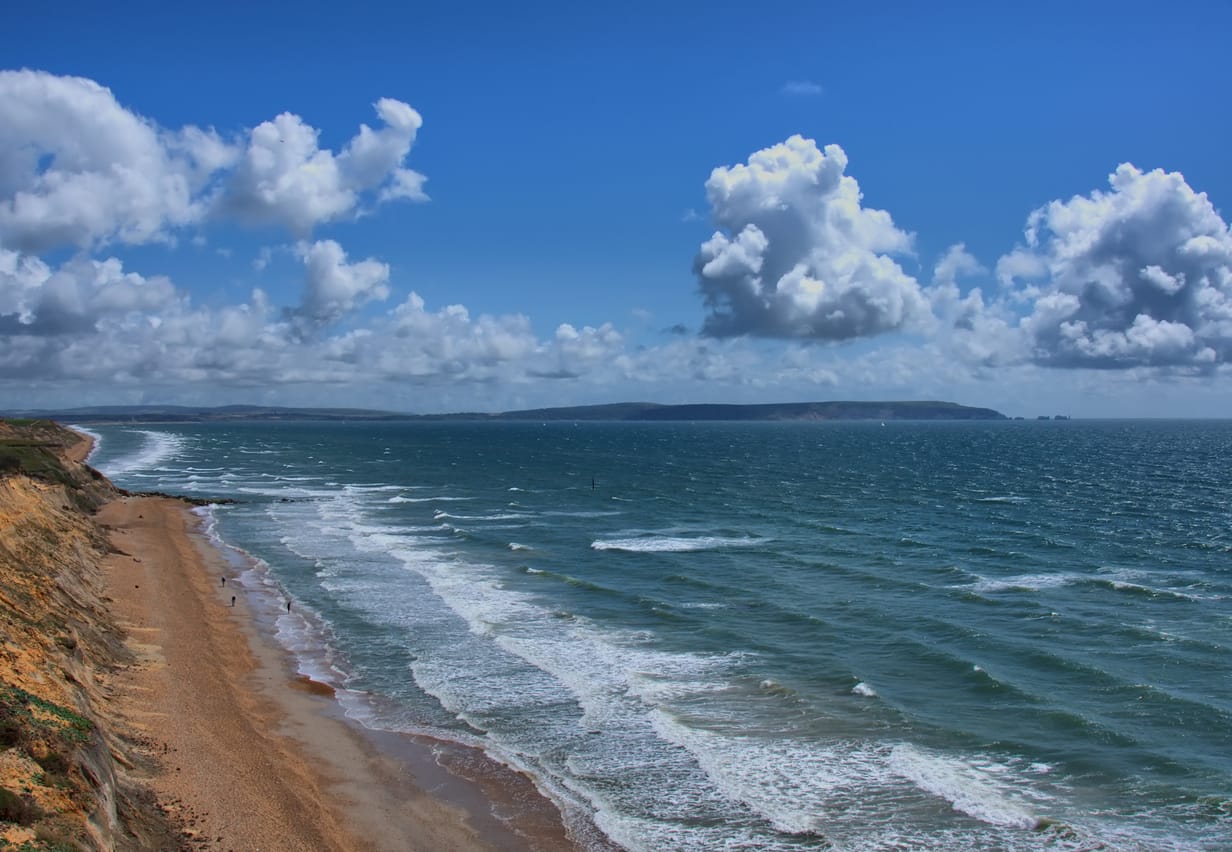 Find Hampshire cottages by the sea