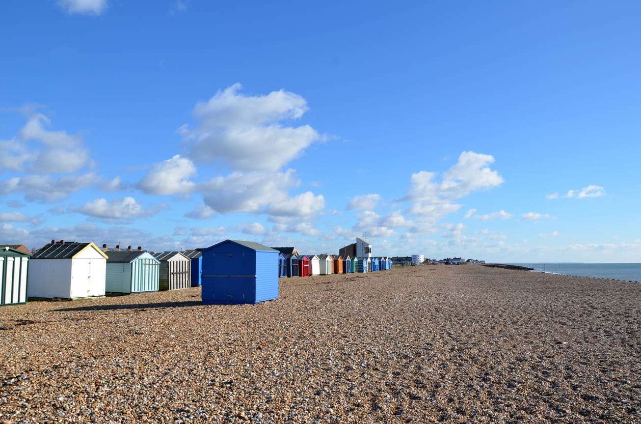 Search for Hayling Island cottages by the sea