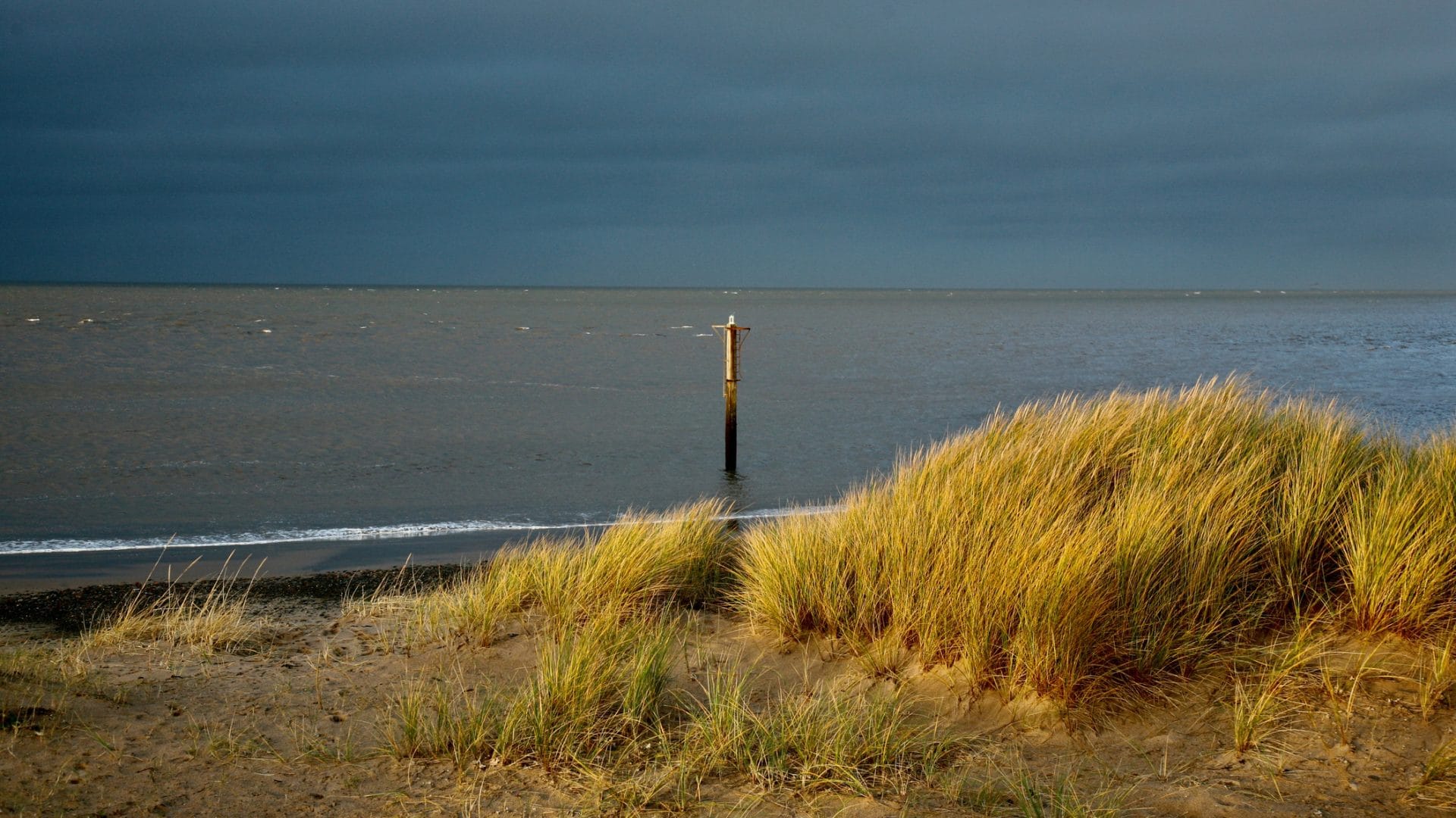 Find Lancashire cottages by the sea
