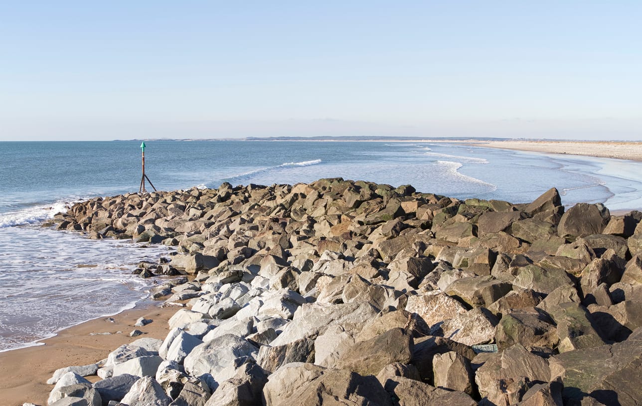 Find North Wales cottages by the sea