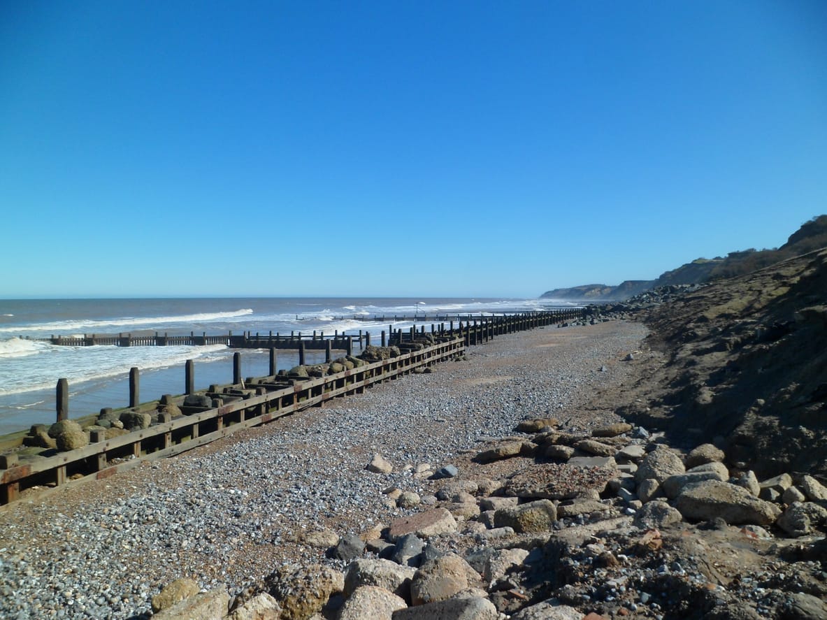 Search Overstrand cottages by the sea