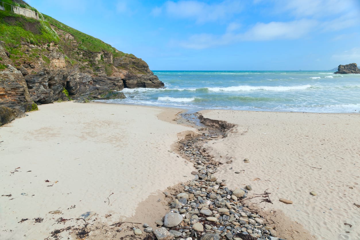 Search for Portreath cottages by the sea
