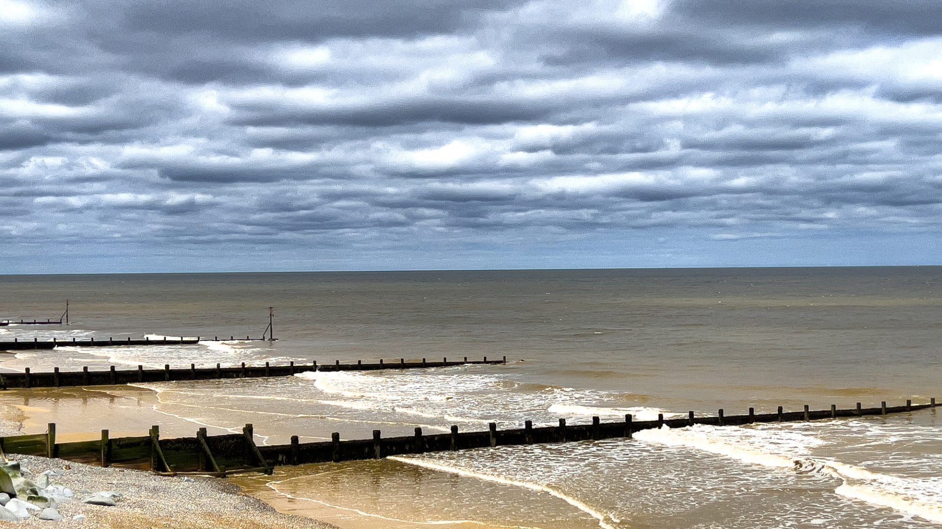 Search Sheringham cottages by the sea