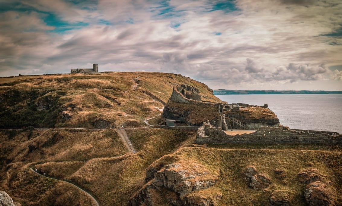 Search for Tintagel cottages by the sea