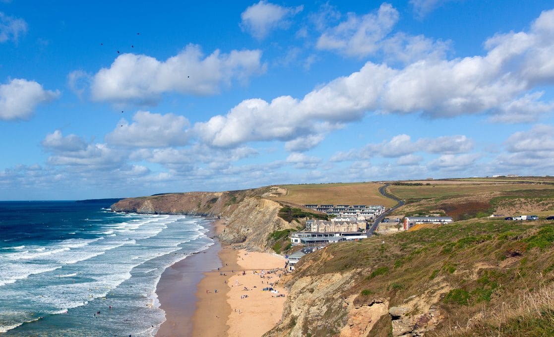 Search for Watergate Bay cottages by the sea
