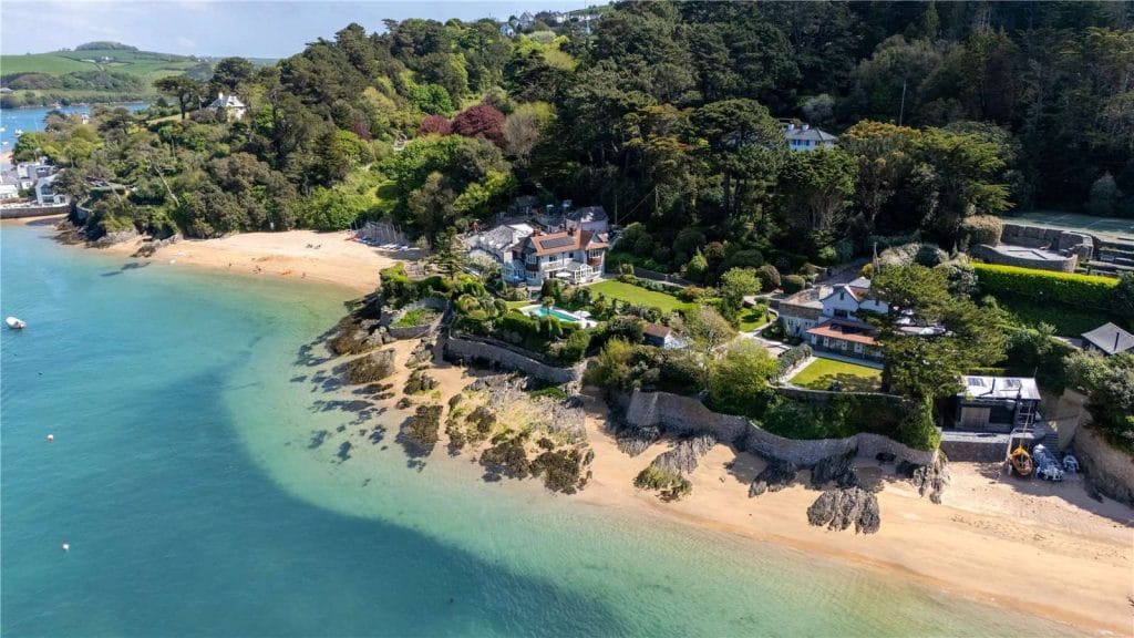 Looking over East Portlemouth beachfront holiday homes.
