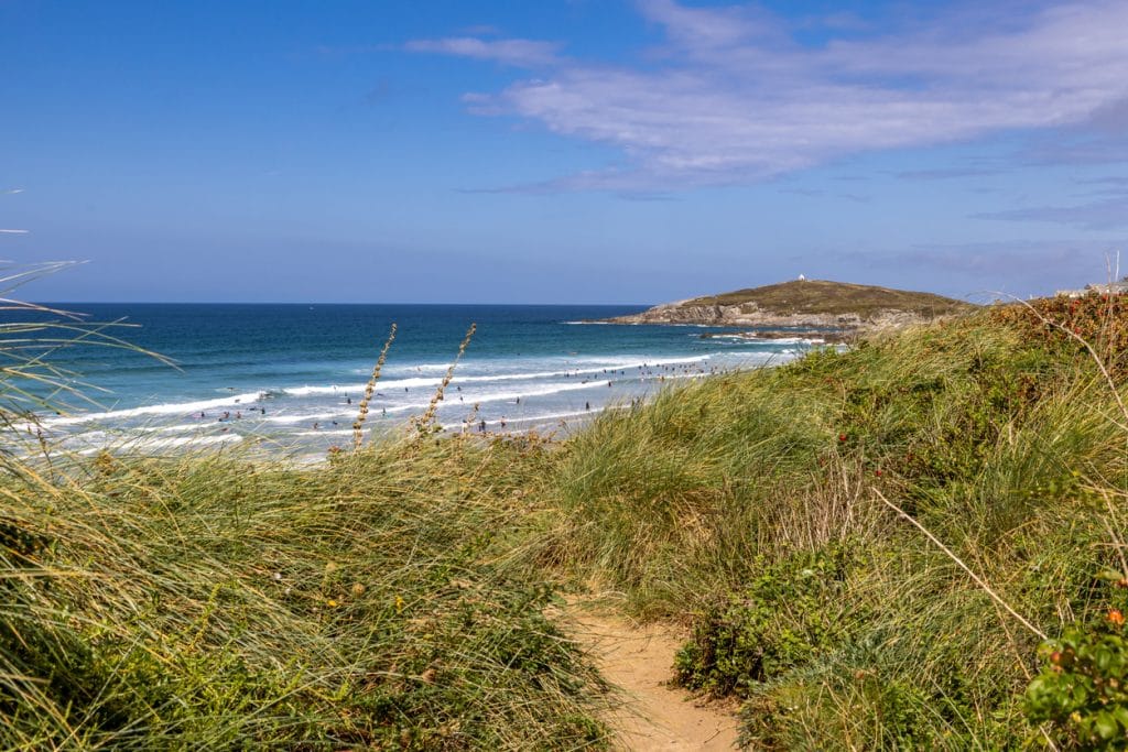 Fistral Beach Newquay – surf waves and sandy coastline.