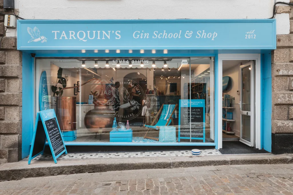 Gin school in St Ives