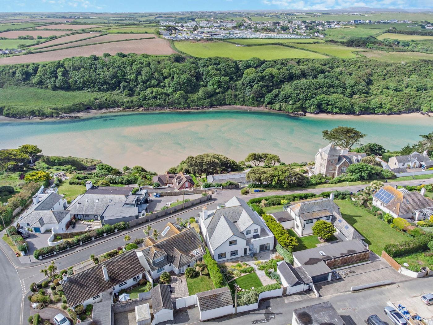 Large group holiday home in Newquay by the sea.