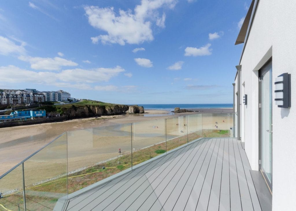 Perranporth beach apartment with pets welcome
