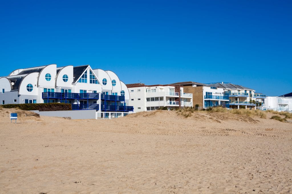 Holiday homes right on the beach