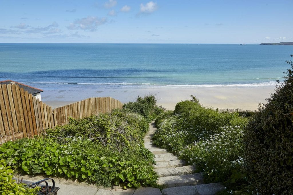 St Ives family friendly holiday home near the beach with pets welcome.
