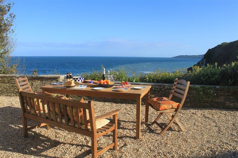 Devon sea view pet friendly lodge