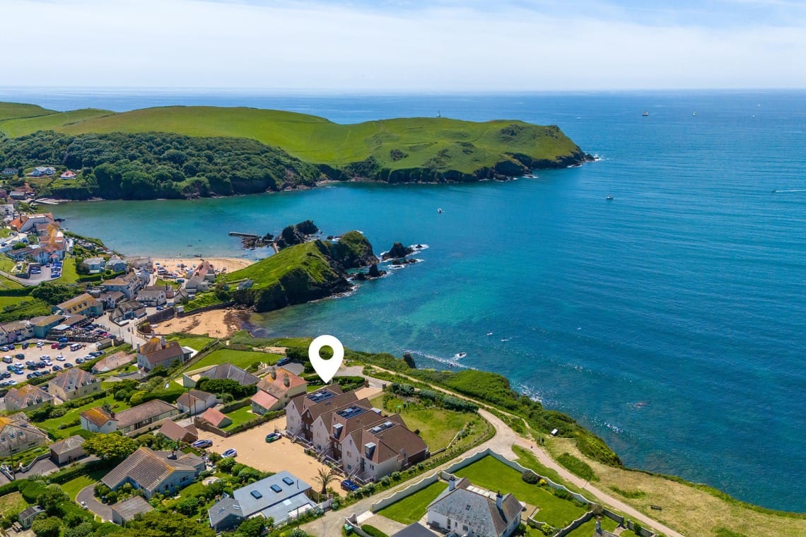 Dog friendly holiday cottages with sea views