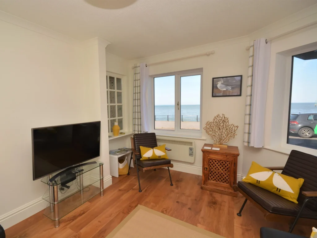 Minehead harbour seafront apartment