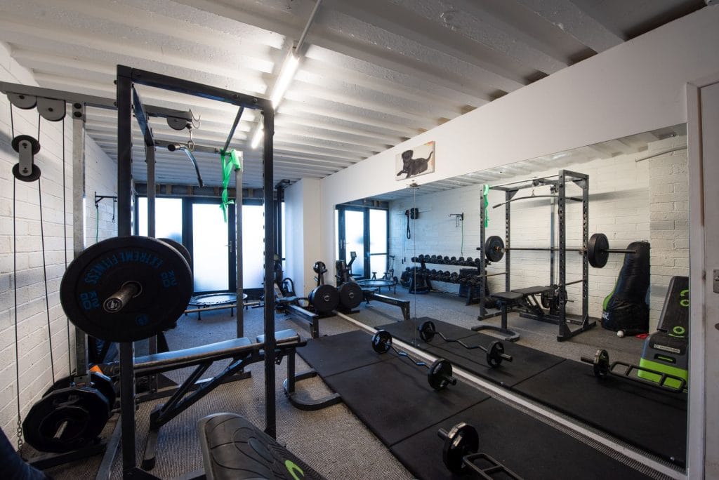 Holiday home with large indoor gym and weight room in Devon