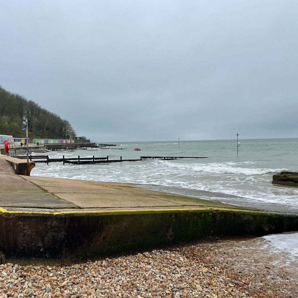 Colwell Bay beach on an overcast day