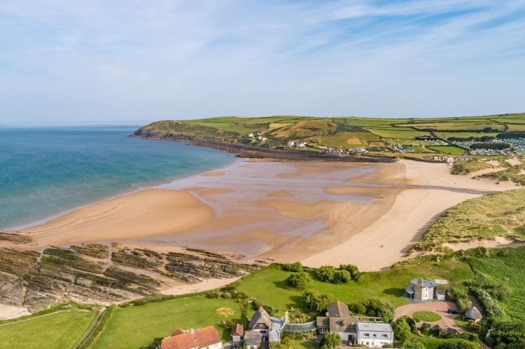 The wide sandy beach at Croyde with the tide out.